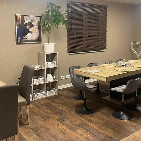 In Mit Garten- Terrasse Und Grill By Interhome 펜션 *