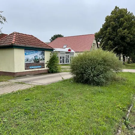 بيت للعطل In Linum Mit Garten- Terrasse Und Grill By Interhome